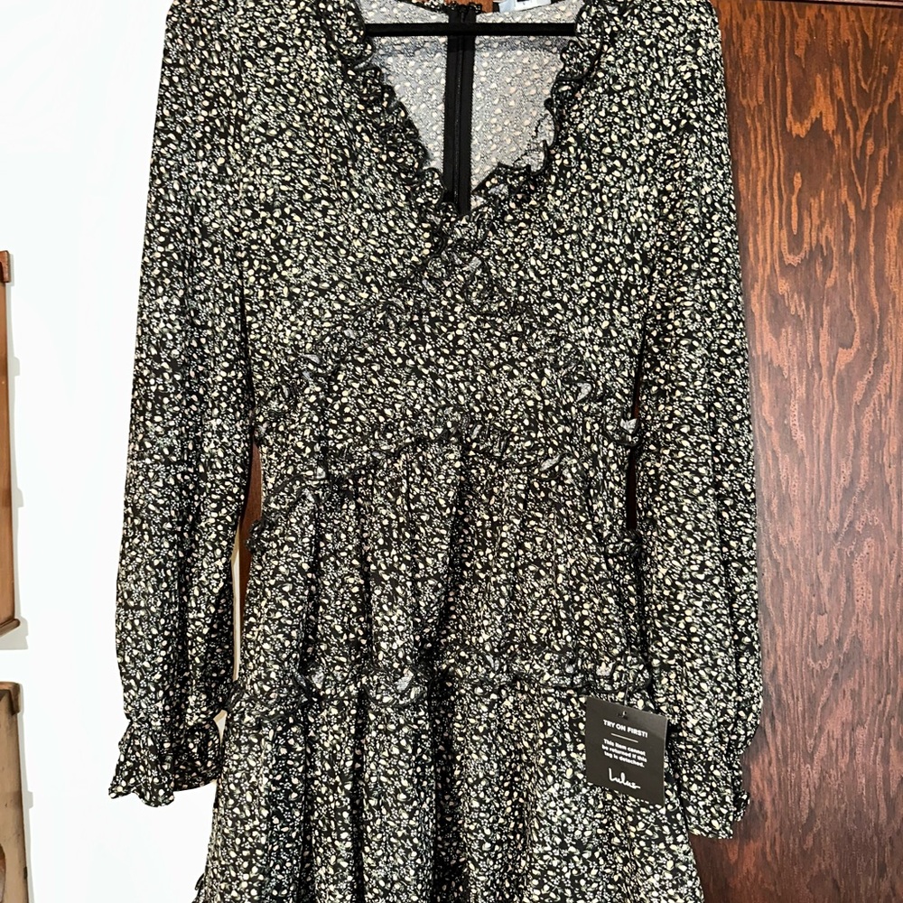 Lulu's Black, White, Pink floral Long Sleeve Dress